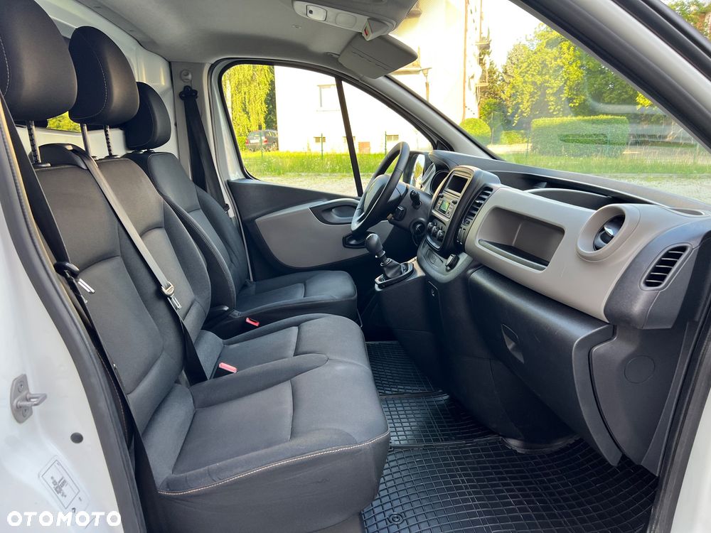 Renault Trafic - 19