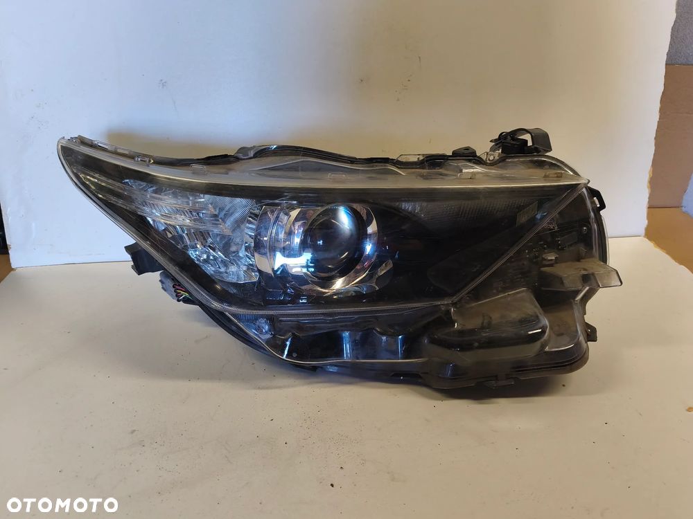 LAMPA PRZÓD PRZEDNIA PRAWA TOYOTA AURIS II LIFT SOCZEWKA LED 81110-02K30 - 2