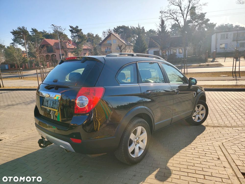 Chevrolet Captiva 2.4 4WD 7 Sitzer LT - 16