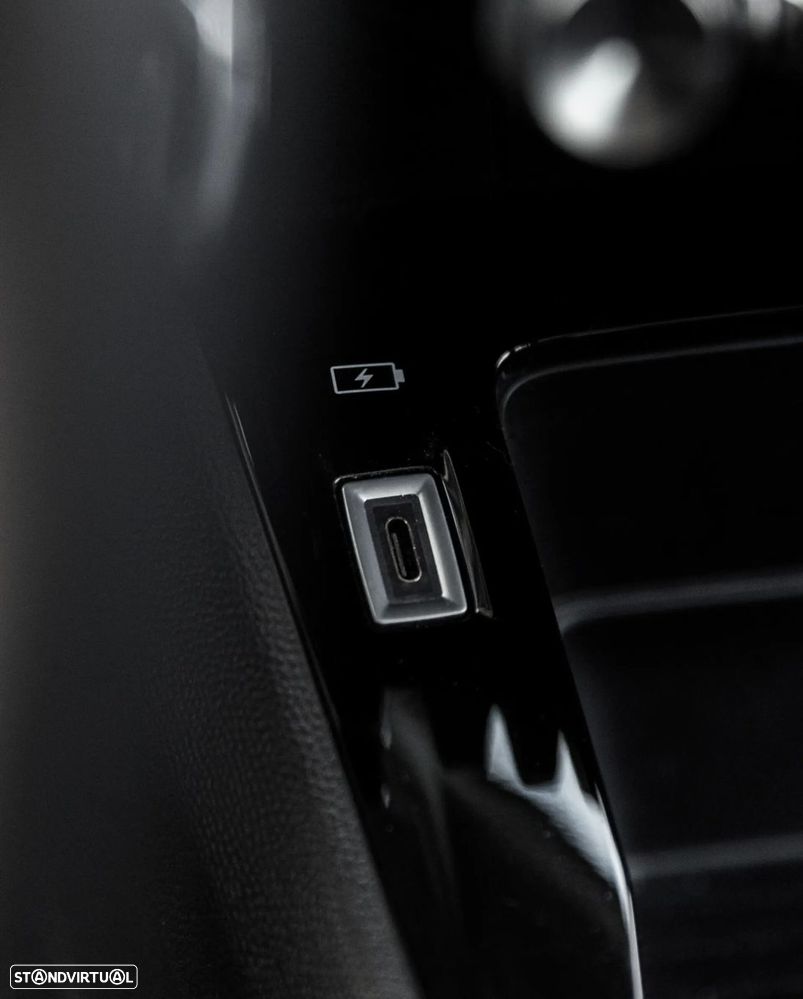 Peugeot 2008 PureTech 130 EAT8 Allure - 13