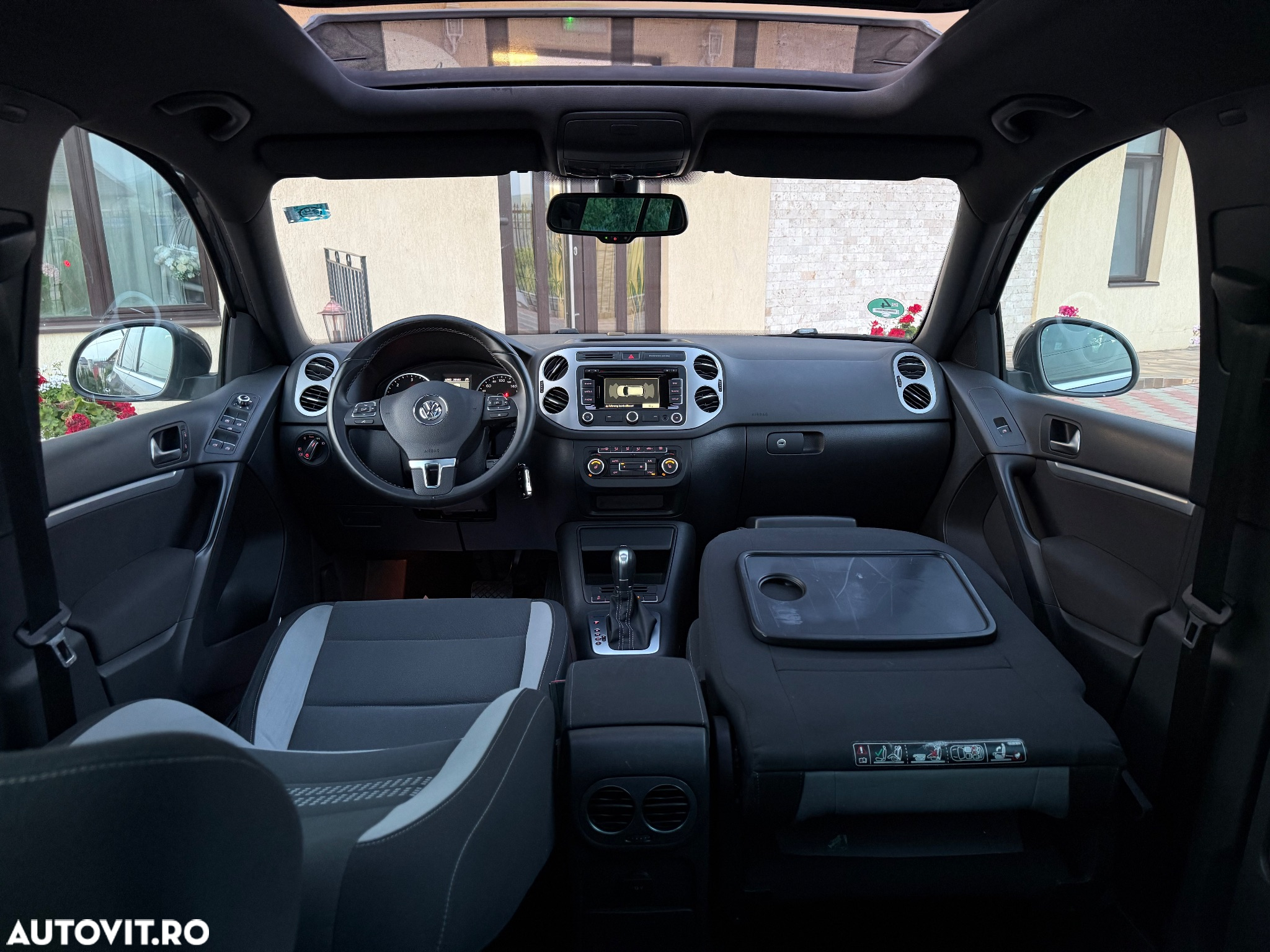 Volkswagen Tiguan 2.0 TDI DPF 4Motion BlueMotion Technology DSG Life - 8