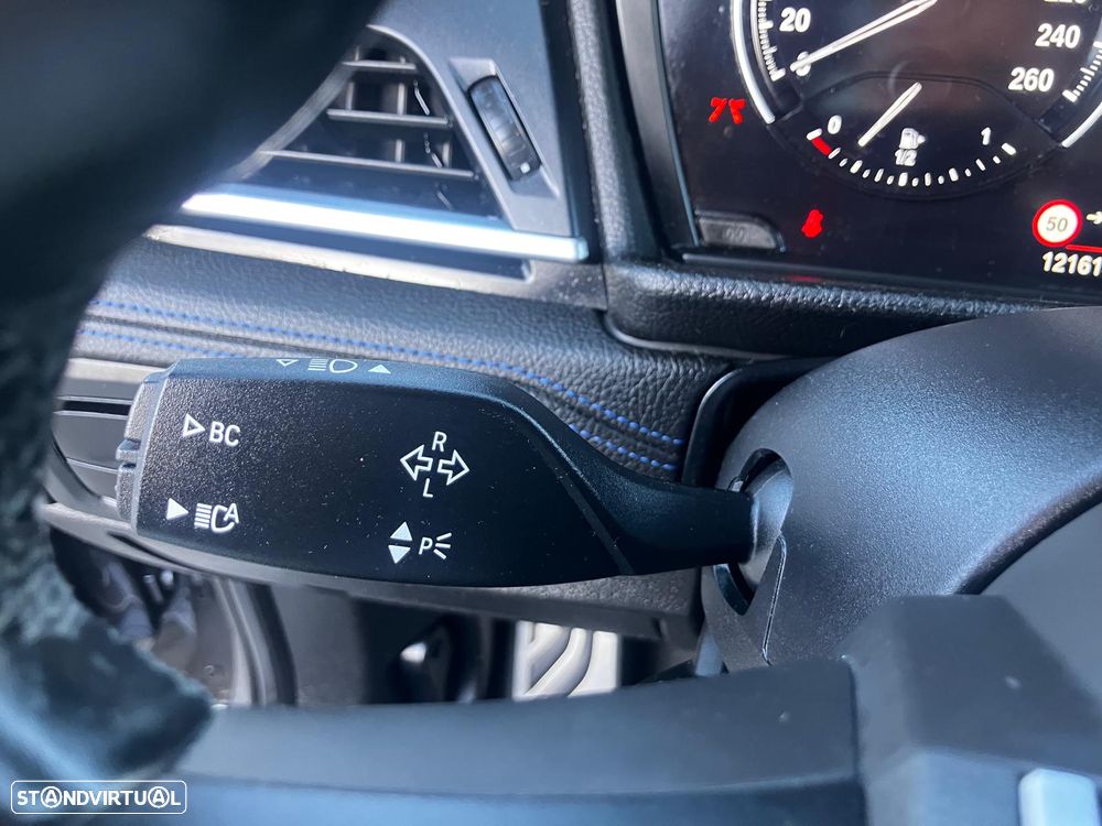 BMW 225xe Active Tourer - 23