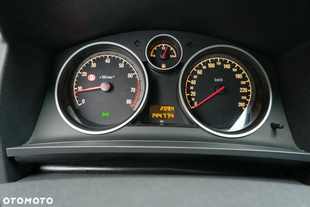 Opel Zafira - 30