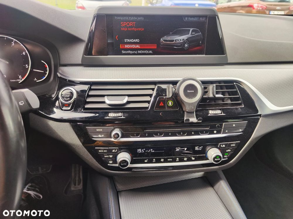 BMW Seria 5 520d - 8