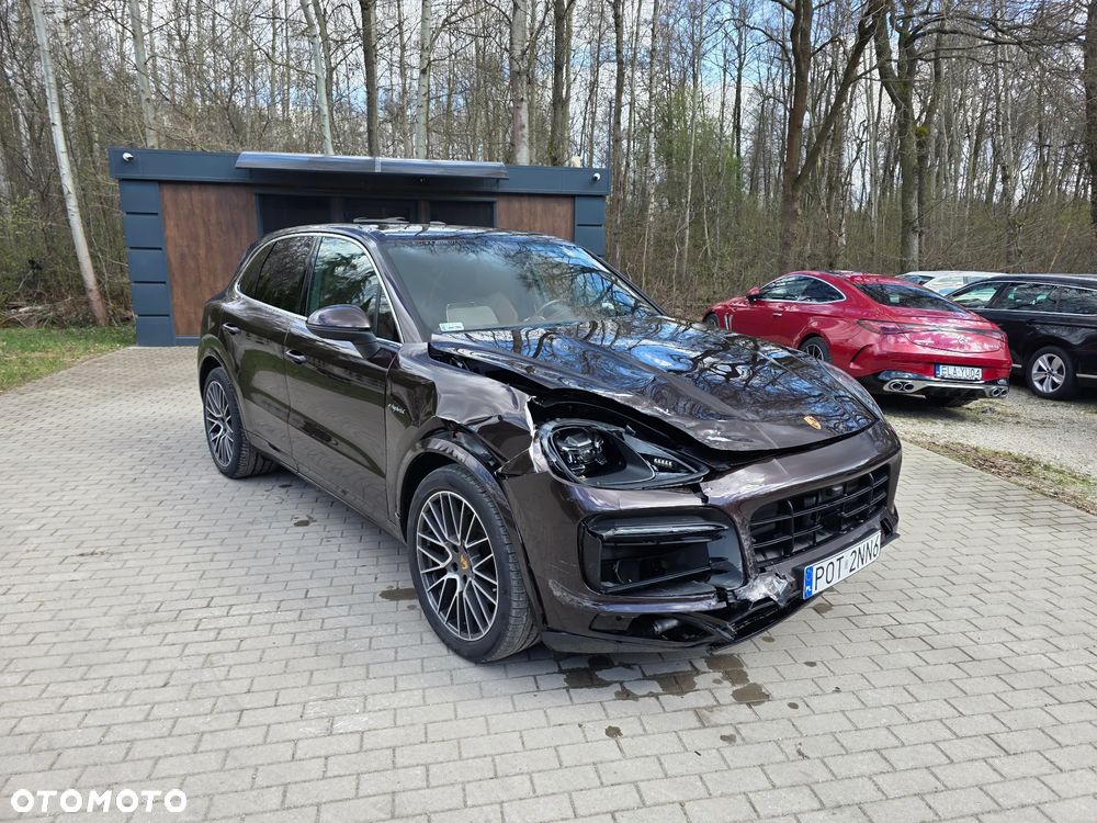 Porsche Cayenne E-Hybrid Platinum Edition - 4