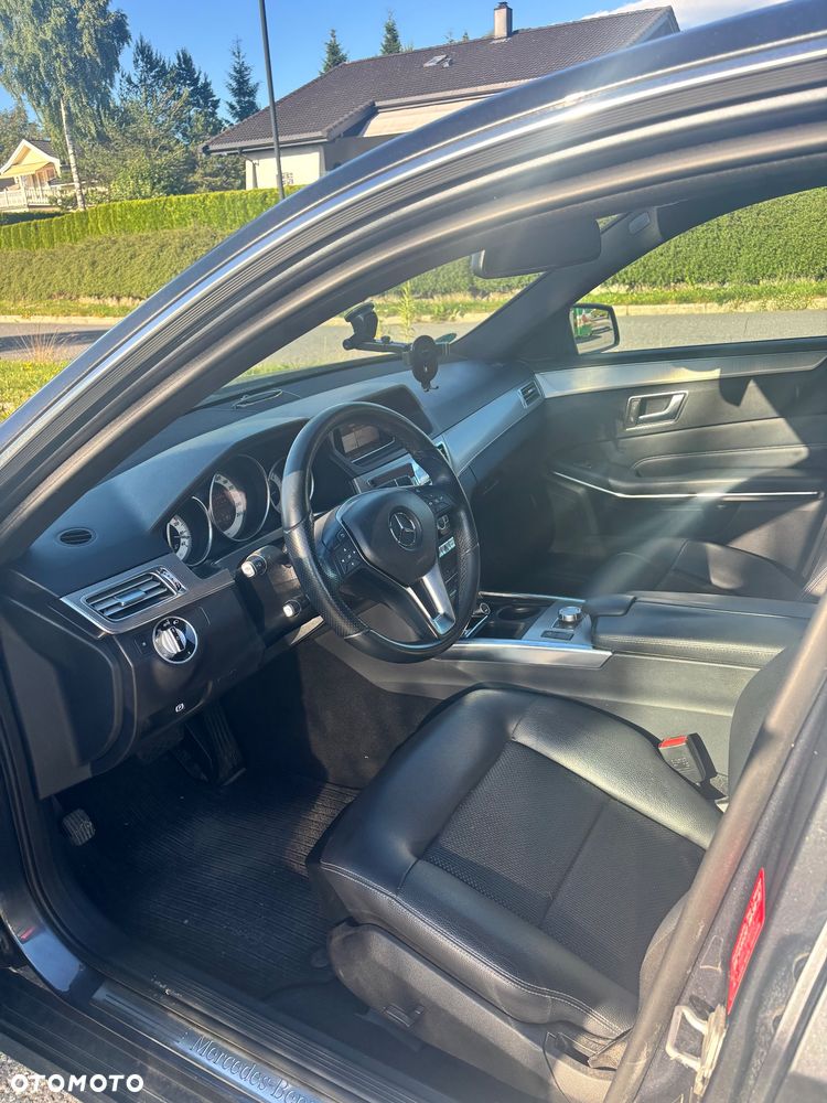 Mercedes-Benz Klasa E 220 CDI 7G-TRONIC Avantgarde - 4