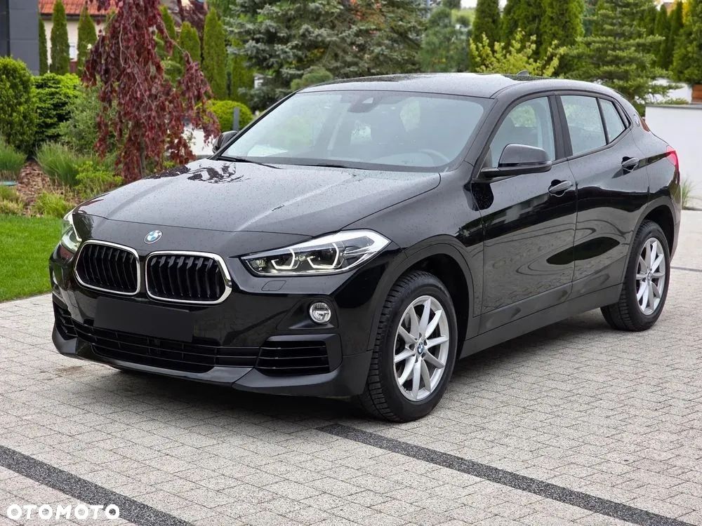 BMW X2 sDrive18d Business Edition sport - 2