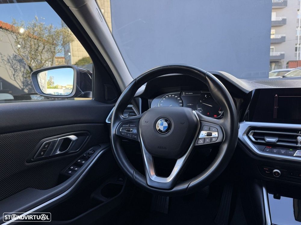 BMW 318 d Advantage - 30