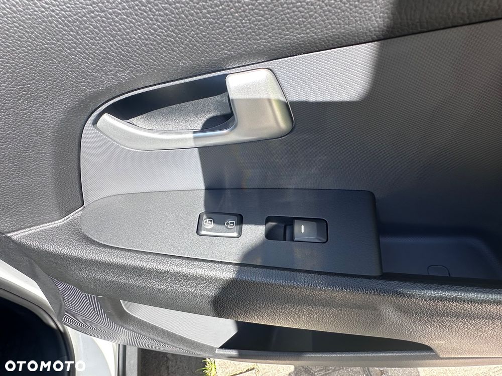 Kia Sportage 1.6 GDI Business Line L 2WD - 17