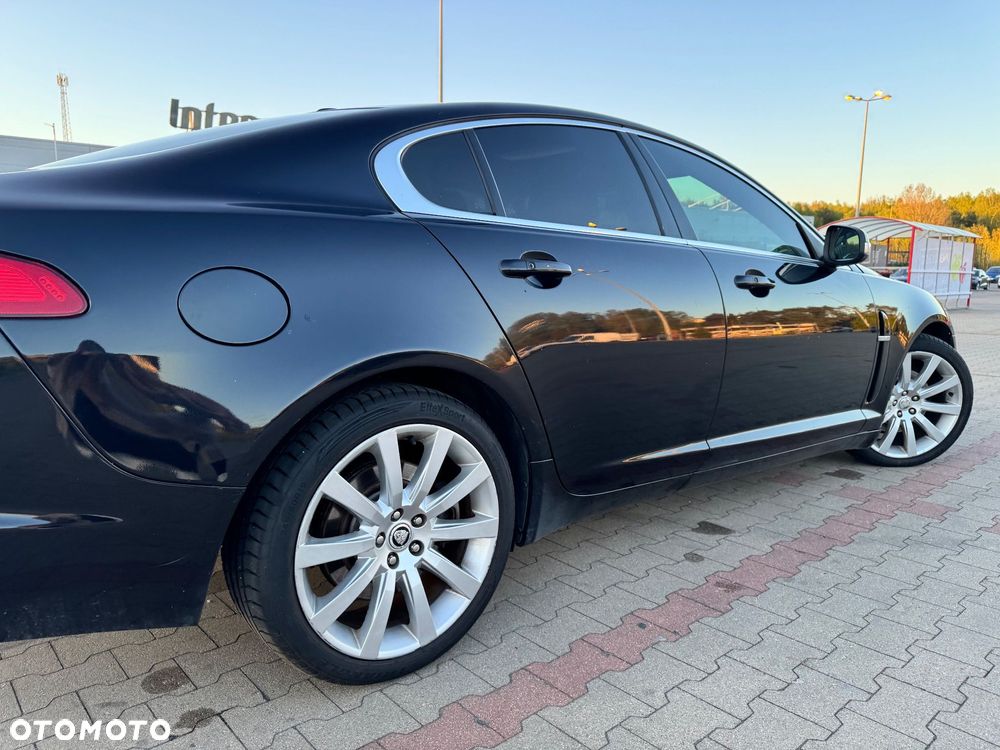 Jaguar XF 3.0 V6 Premium Luxury - 12