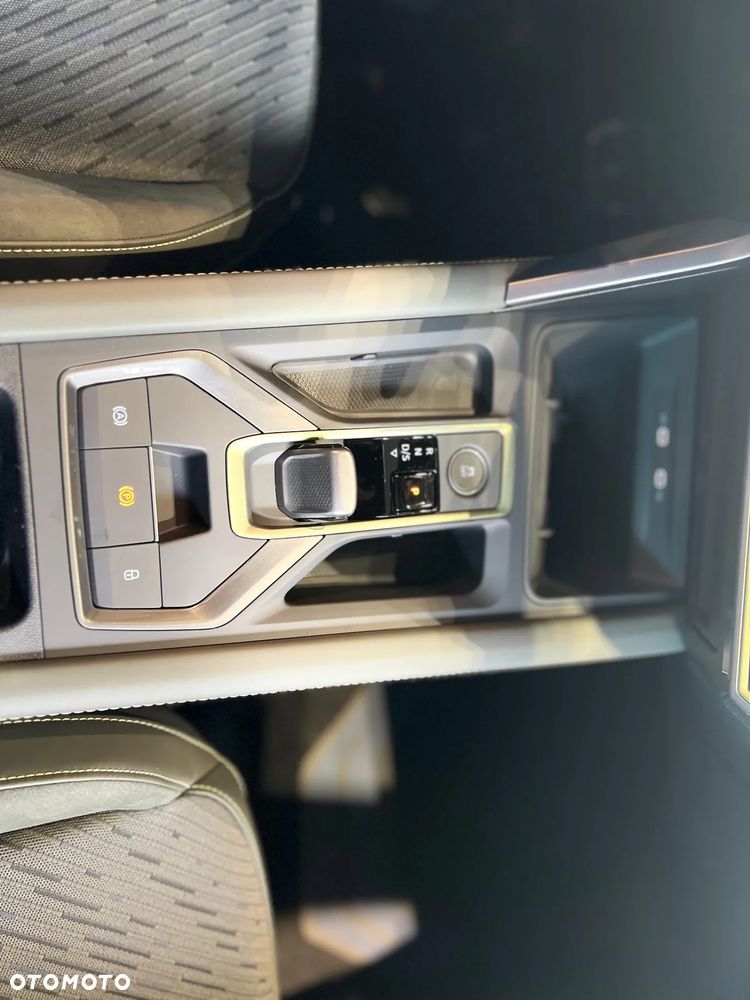 Cupra Formentor 1.5 eTSI mHEV DSG - 32