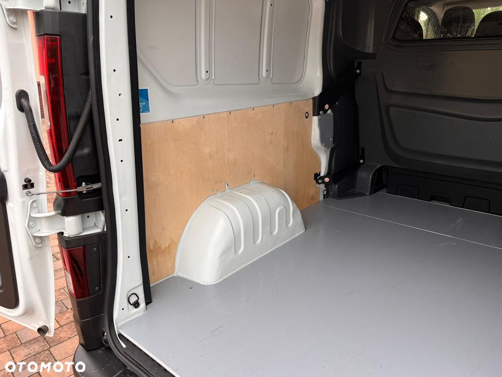 Renault Trafic - 31