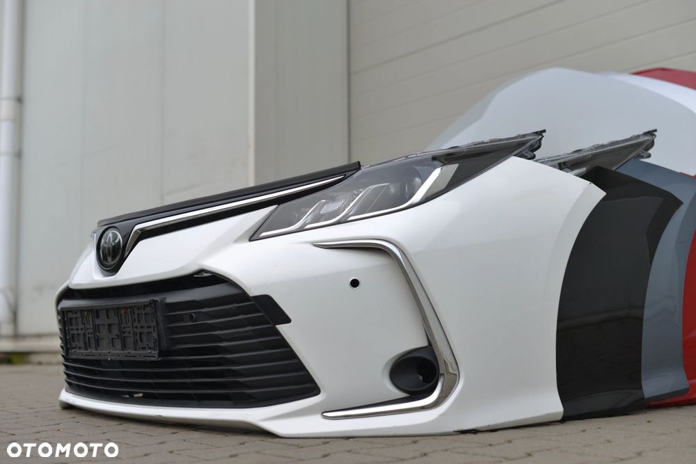 MASKA ZDERZAK BŁOTNIK LAMPA PAS BELKA GRILL TOYOTA COROLLA E21 SEDAN KOMBI HATCHBACK - 10