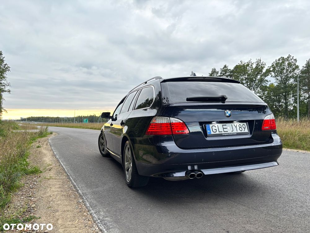BMW Seria 5 525d - 6