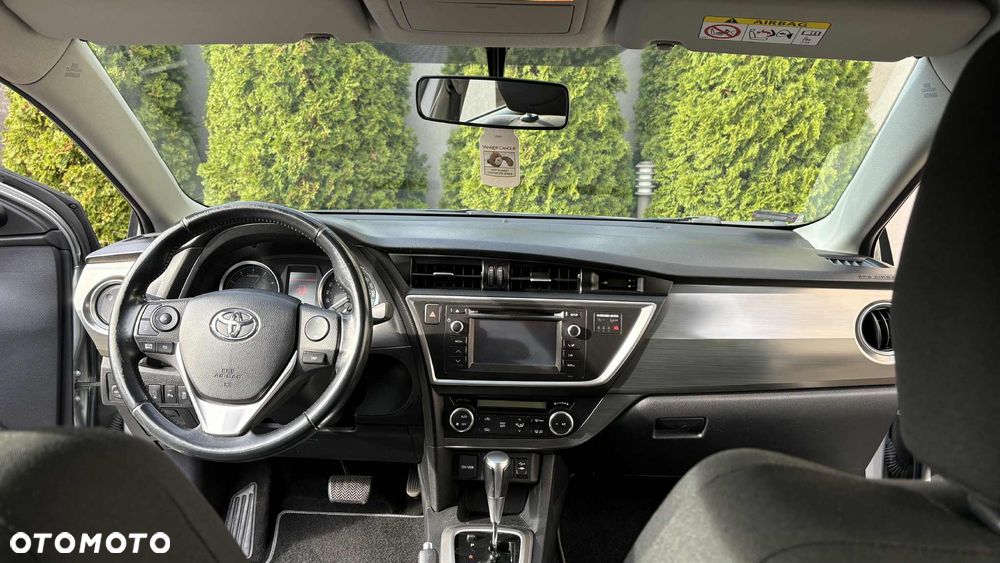 Toyota Auris 1.6 Premium + MM - 5