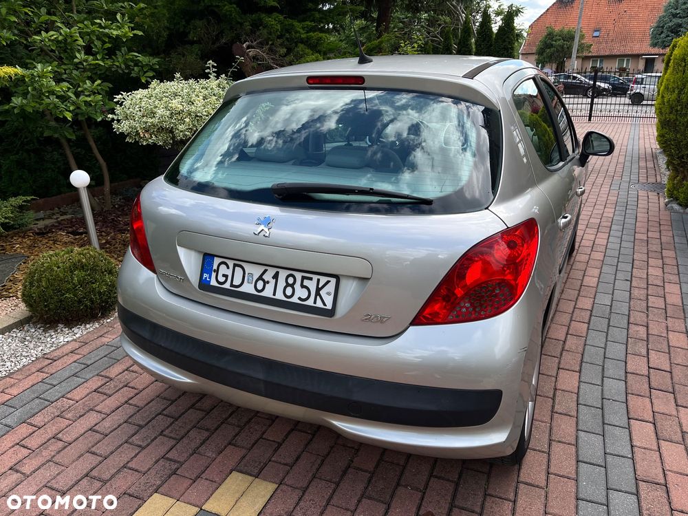 Peugeot 207 1.4 16V U Move - 5