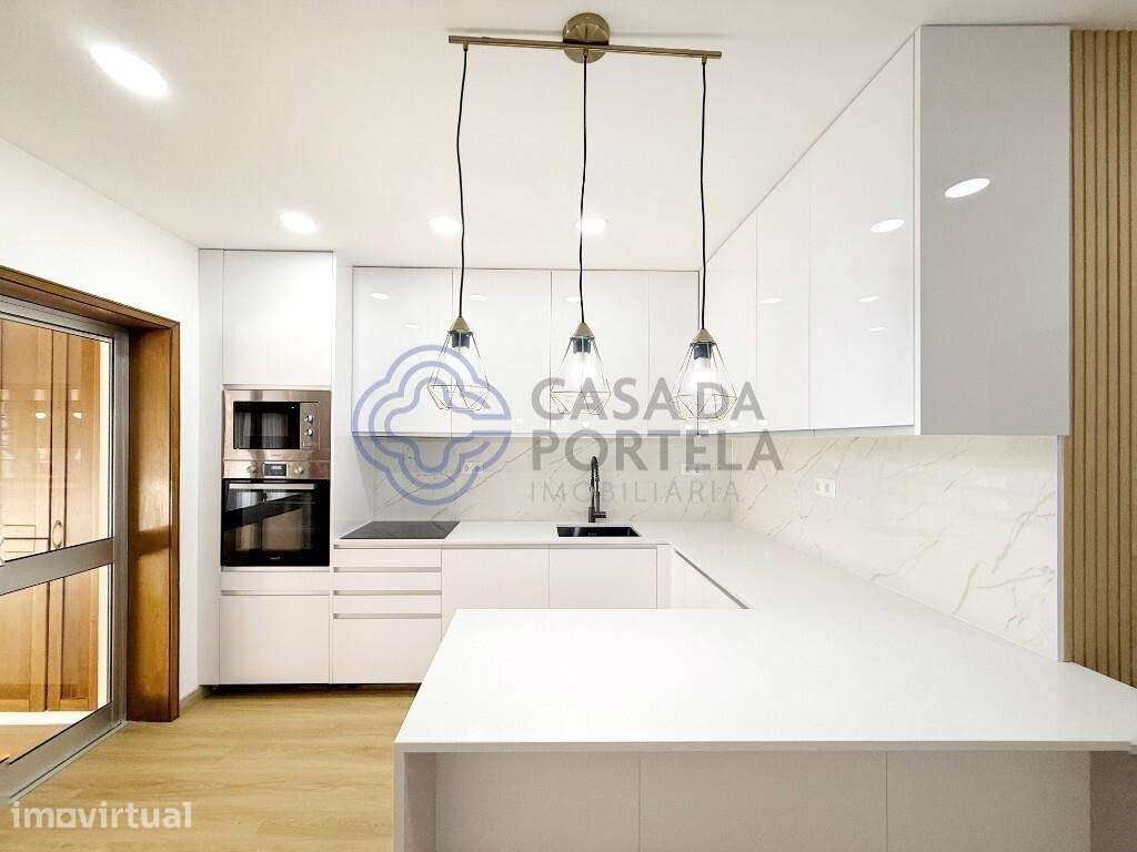 Apartamento T3  remodelado e central em São João da Madeira - Grande imagem: 2/29