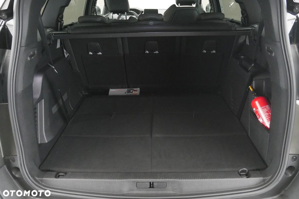Peugeot 5008 - 16