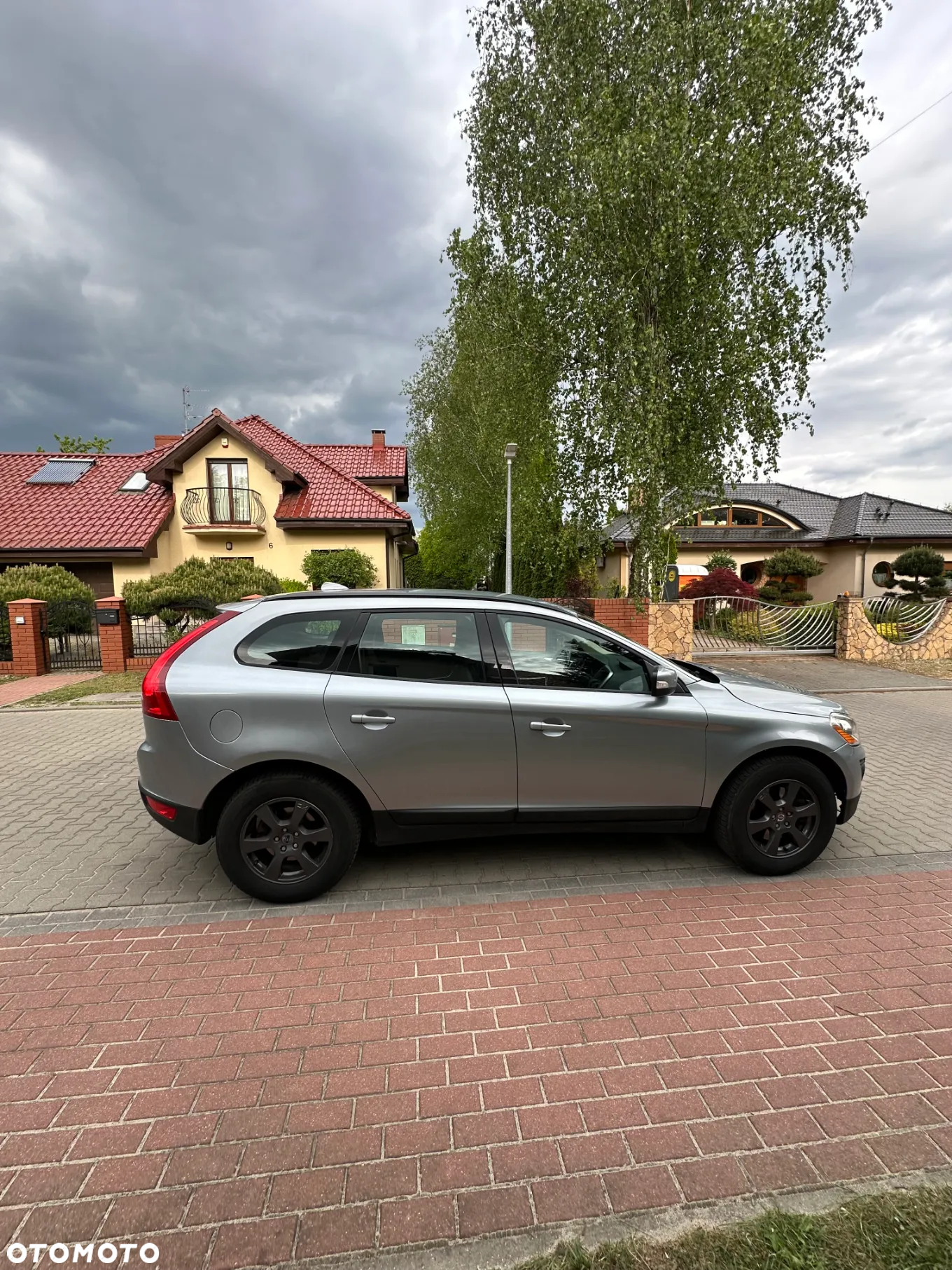 Volvo XC 60 D5 AWD Momentum - 4