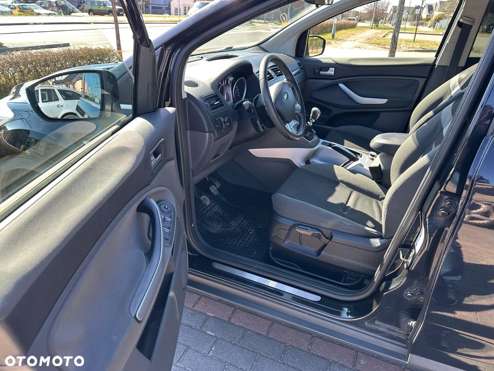 Ford Kuga 2.0 TDCi 2x4 Trend - 20