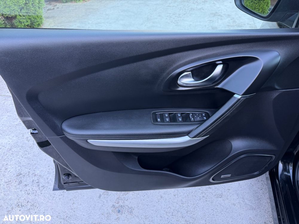 Renault Kadjar BLUE dCi 115 EDC BOSE EDITION - 21