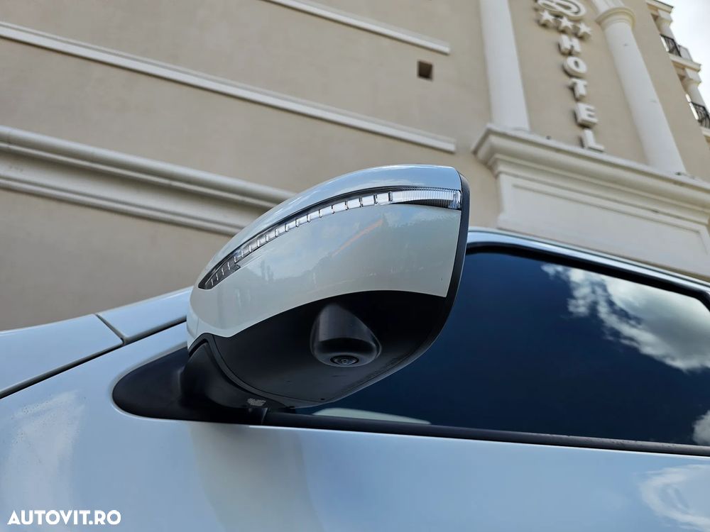 Nissan Juke 1.2L DIG-T Start/Stop Tekna - 32