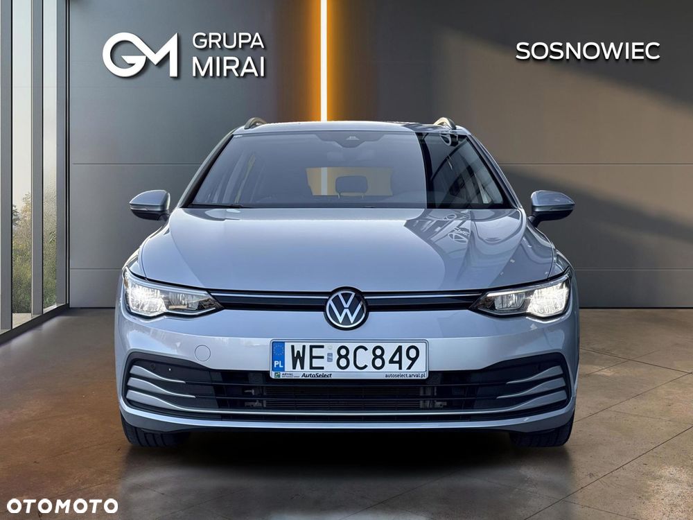 Volkswagen Golf - 8