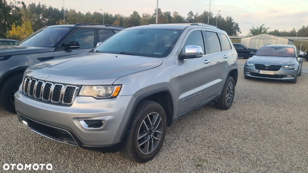 Jeep Grand Cherokee - 1