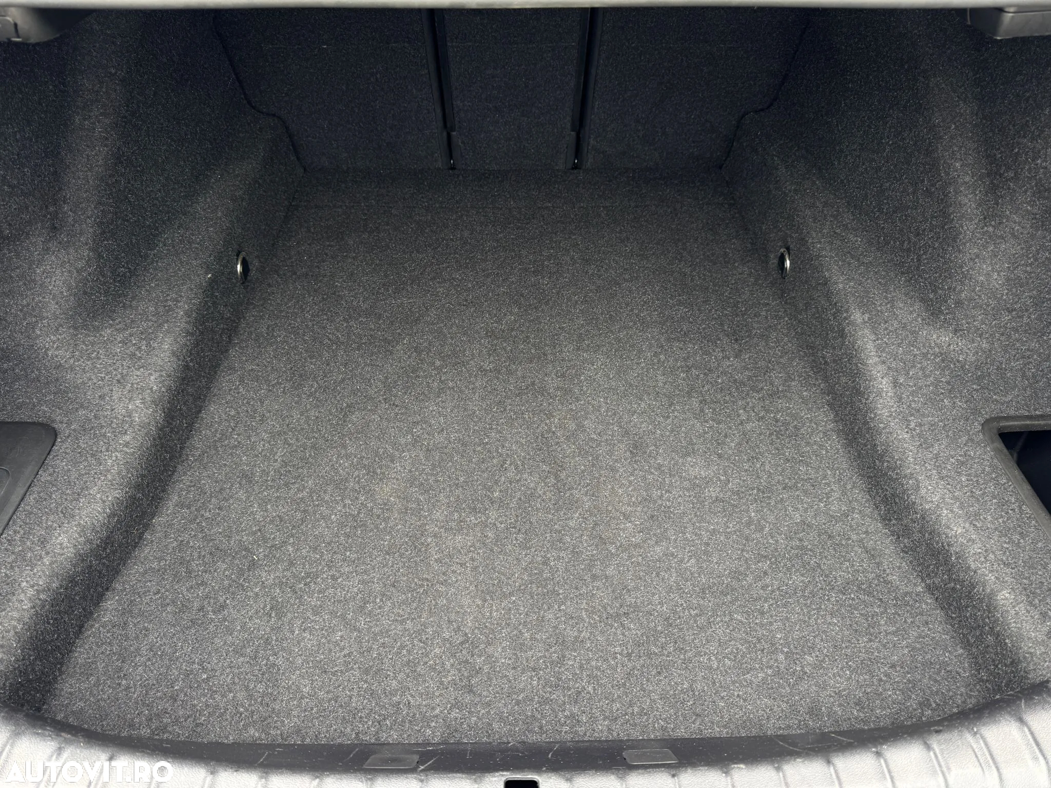 BMW Seria 5 518d AT - 24