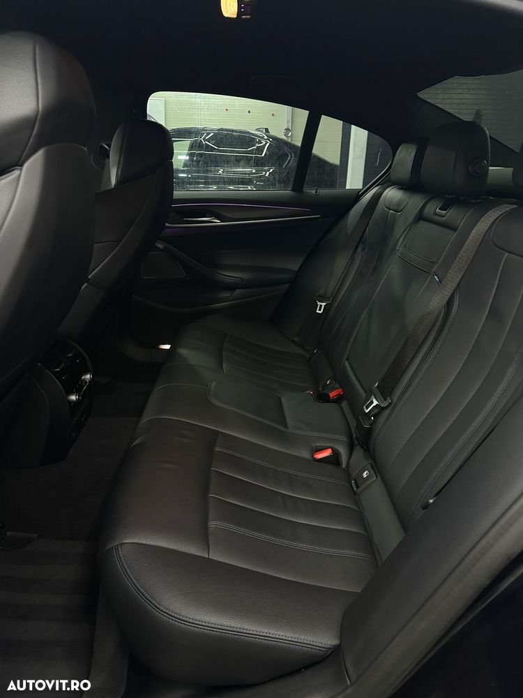 BMW 5 Series 2020 — imagine 9