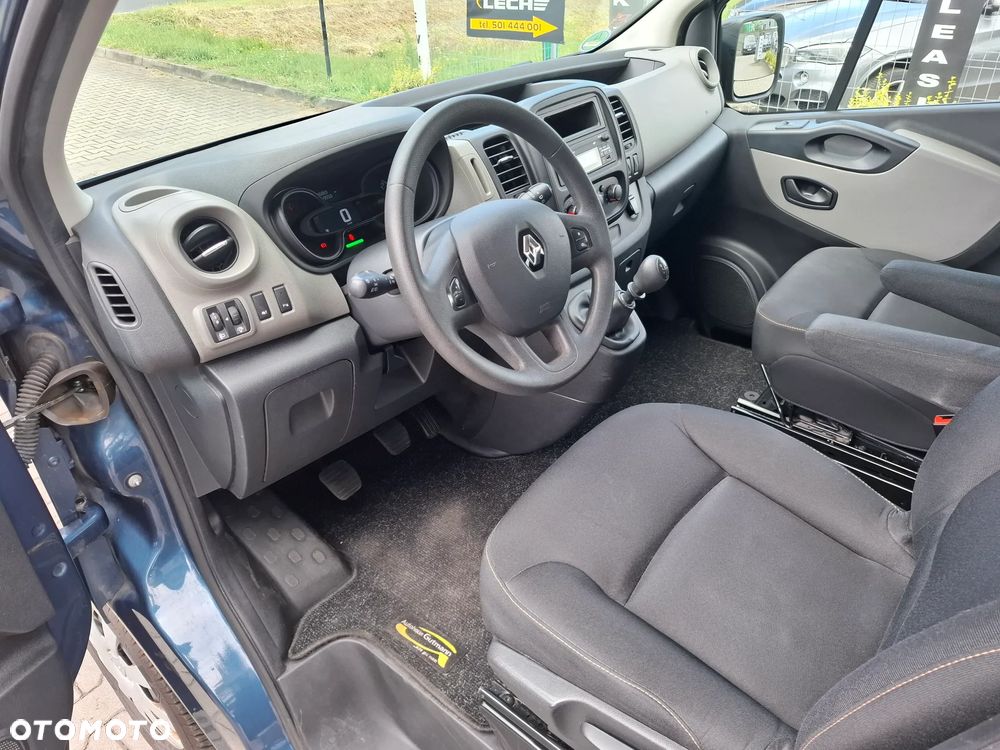 Renault Trafic - 19