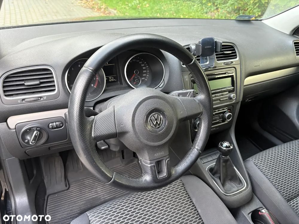Volkswagen Golf - 14