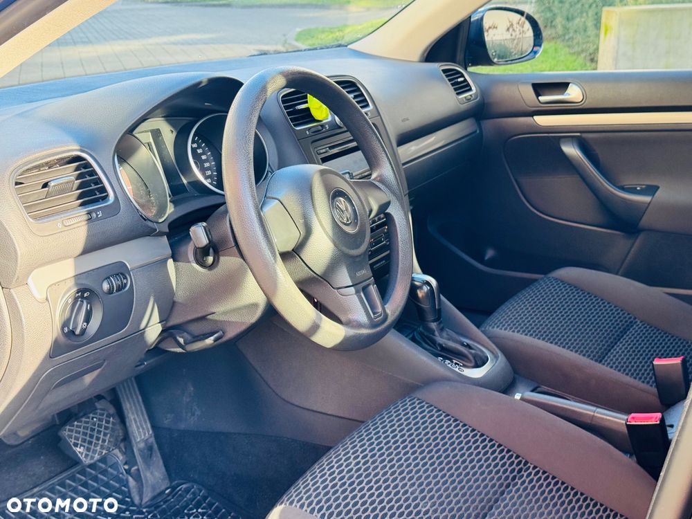 Volkswagen Golf Variant 1.4 TSI Comfortline DSG - 25