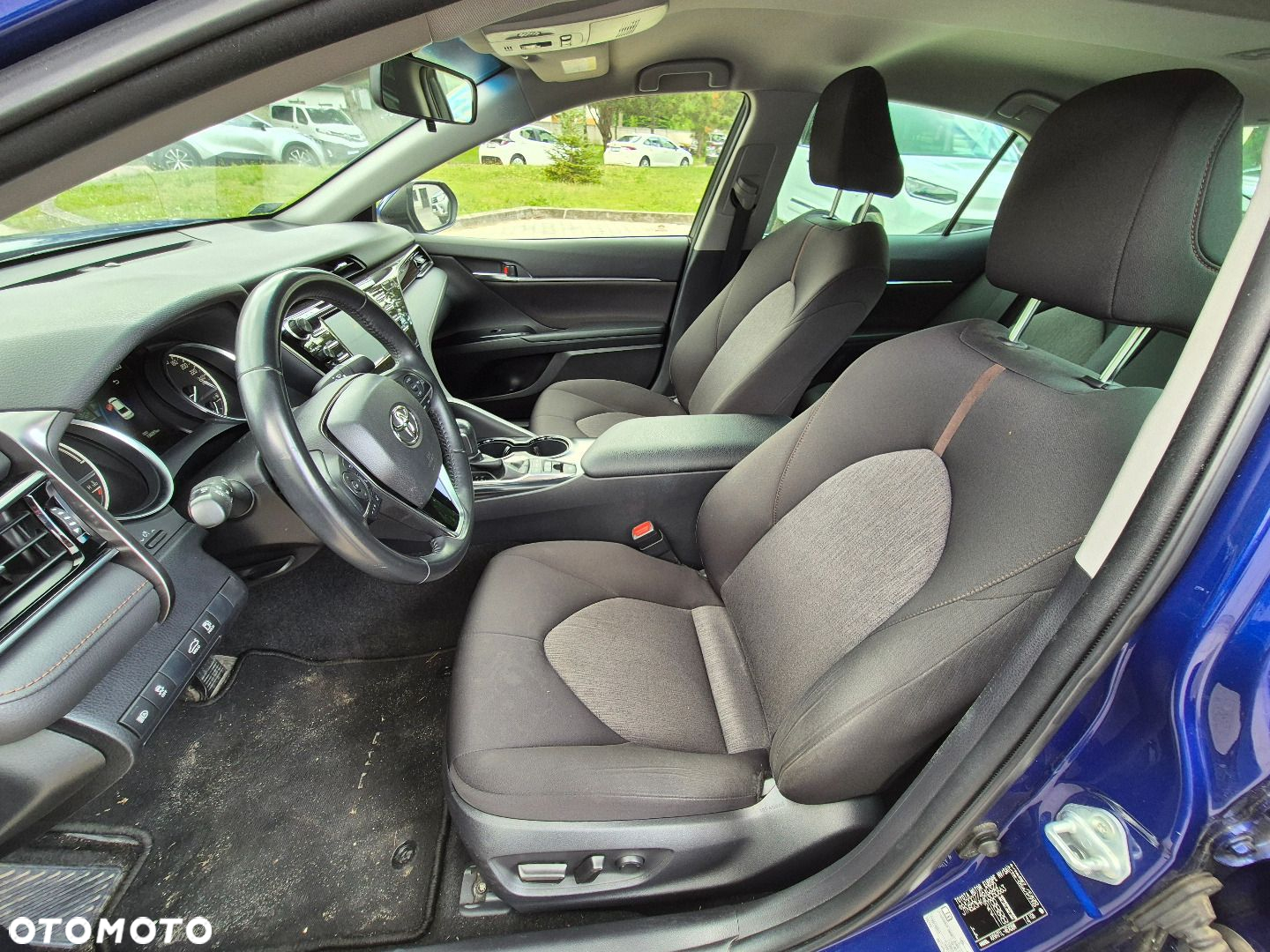 Toyota Camry - 8