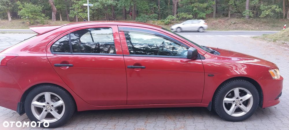 Mitsubishi Lancer 1.8 Inform LPG - 6