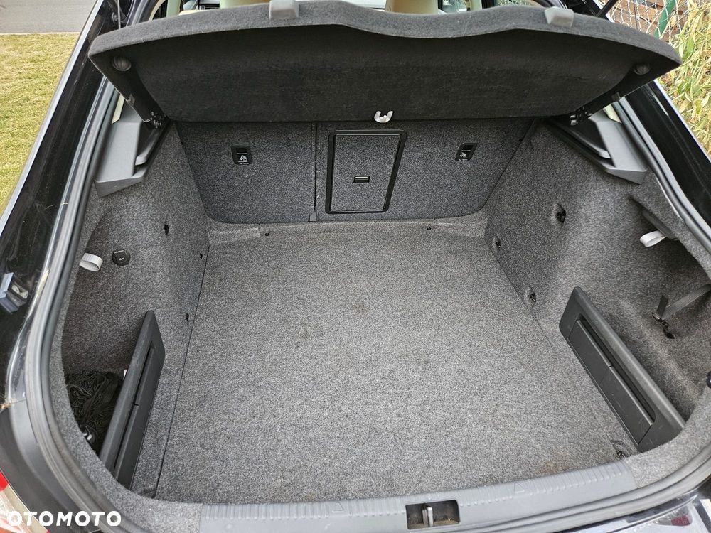 Skoda Octavia 1.8 TSI Elegance DSG - 6