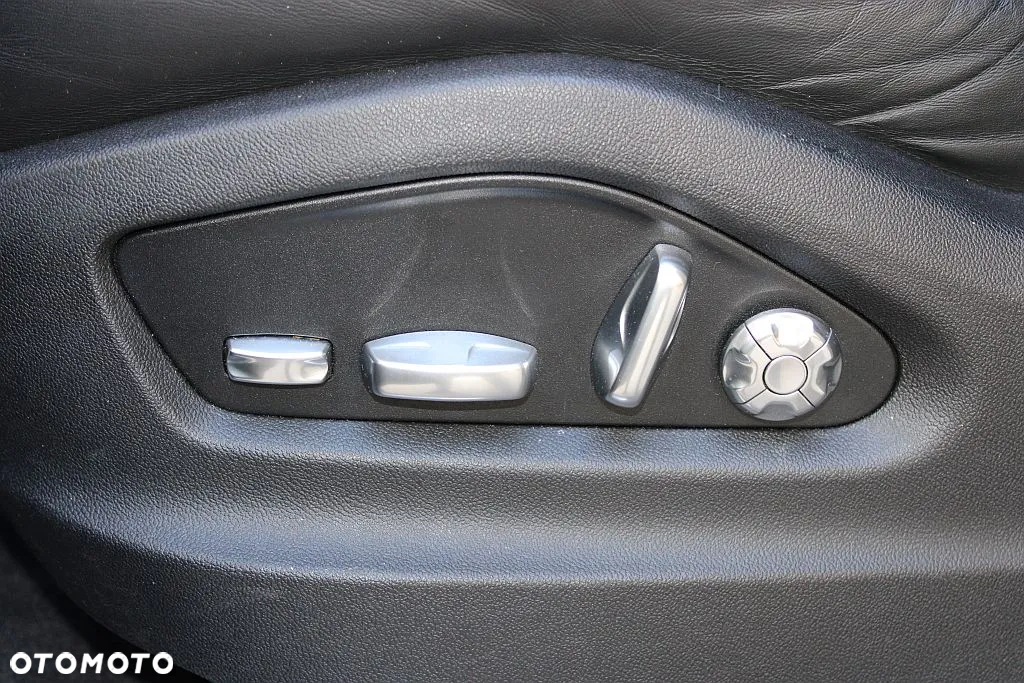 Porsche Cayenne Standard - 9