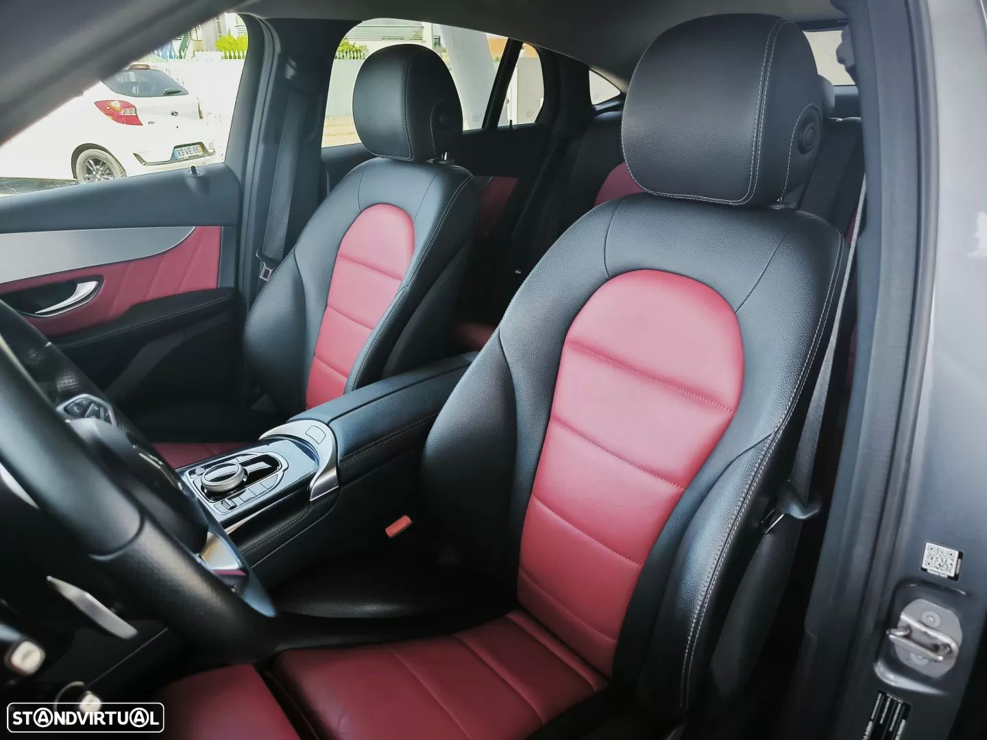Mercedes-Benz GLC 250 d Coupé AMG Line 4-Matic - 25