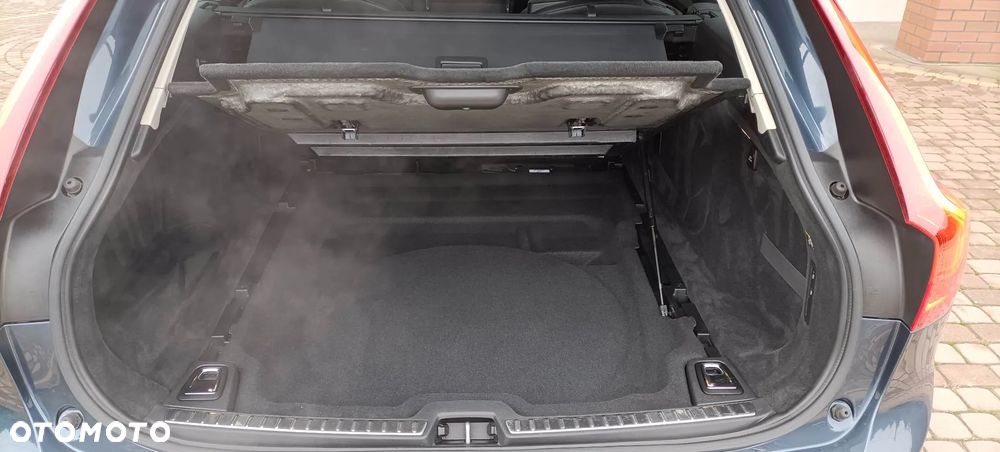Volvo V90 T5 Geartronic Momentum - 19