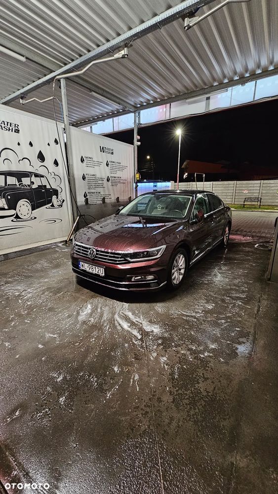 Volkswagen Passat 1.8 TSI BMT Comfortline - 16