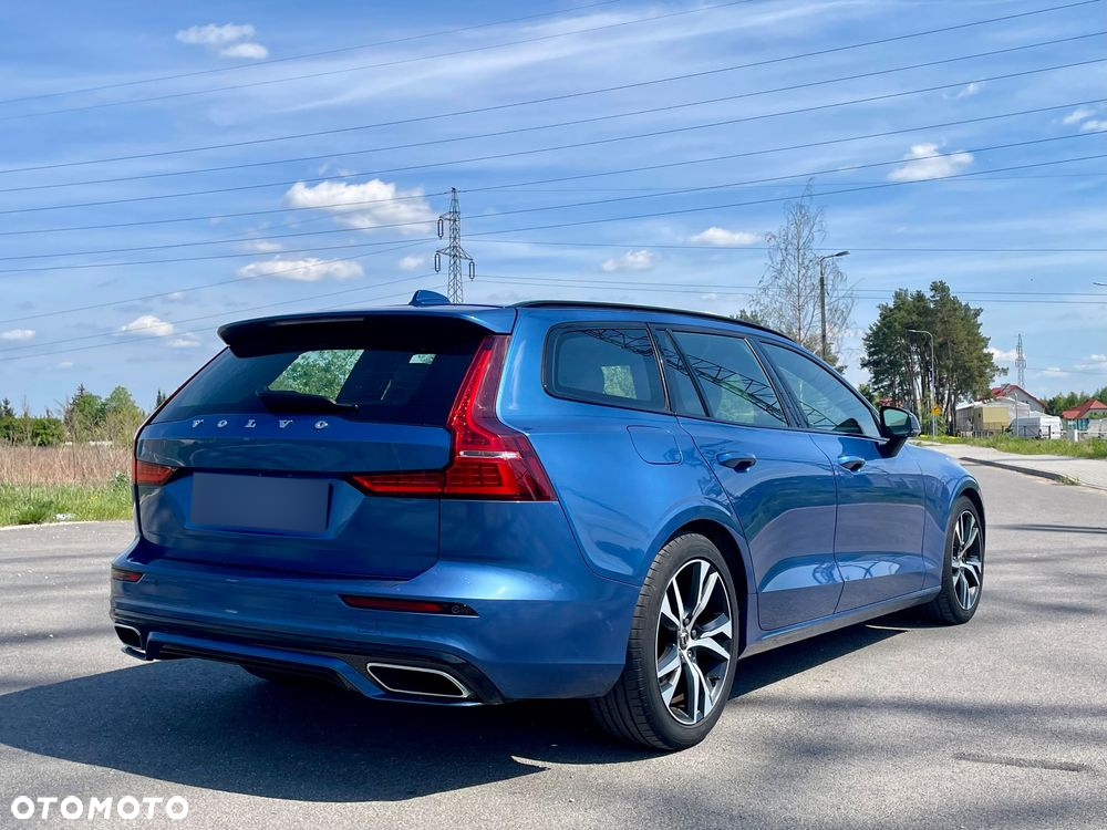 Volvo V60 D4 R-Design - 5