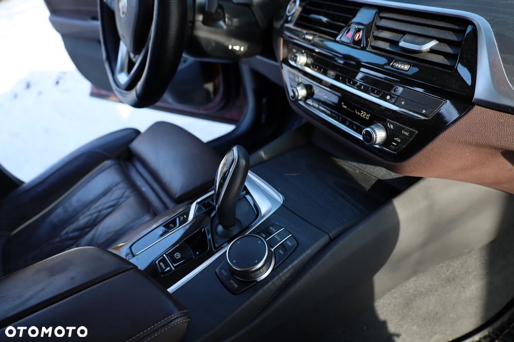 BMW Seria 6 ver-630d-xdrive-mhev-luxury-line - 15