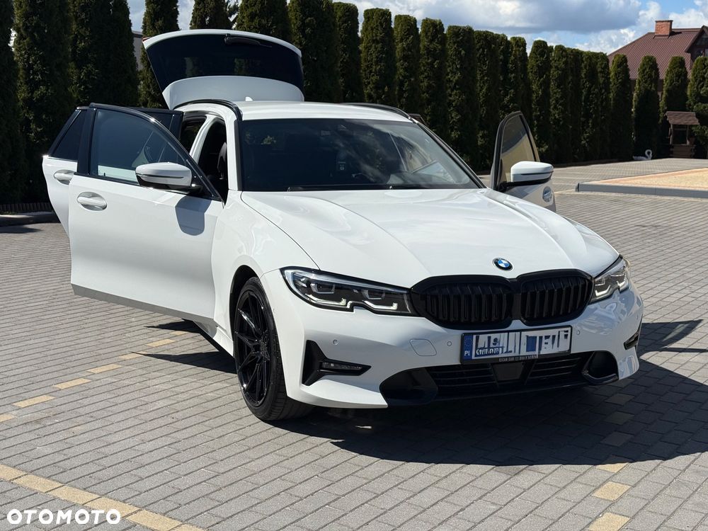 BMW Seria 3 320d xDrive Sport Line Shadow sport - 16