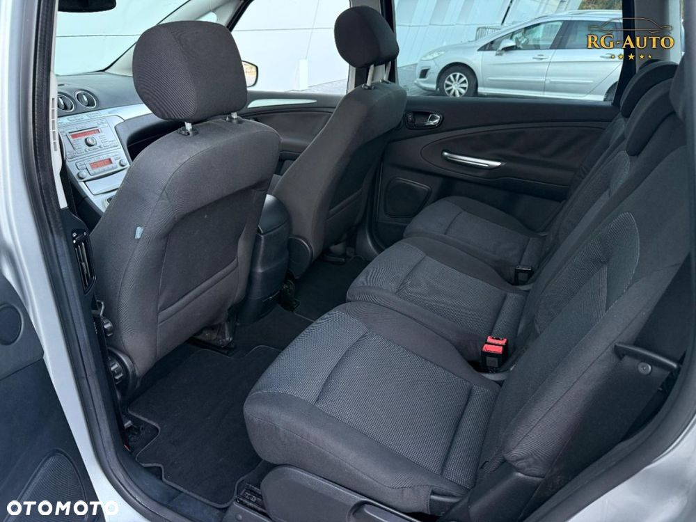 Ford S-Max - 20