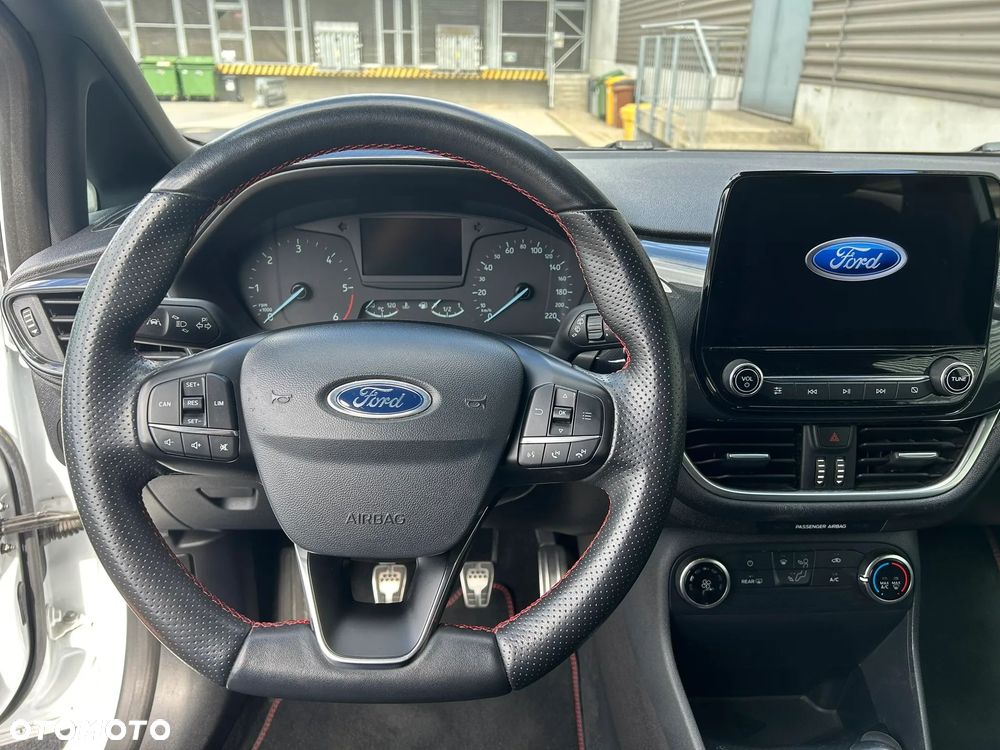 Ford Fiesta 1.5 TDCi S&S ST-LINE - 13
