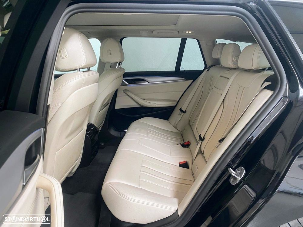 BMW 530 e - 11
