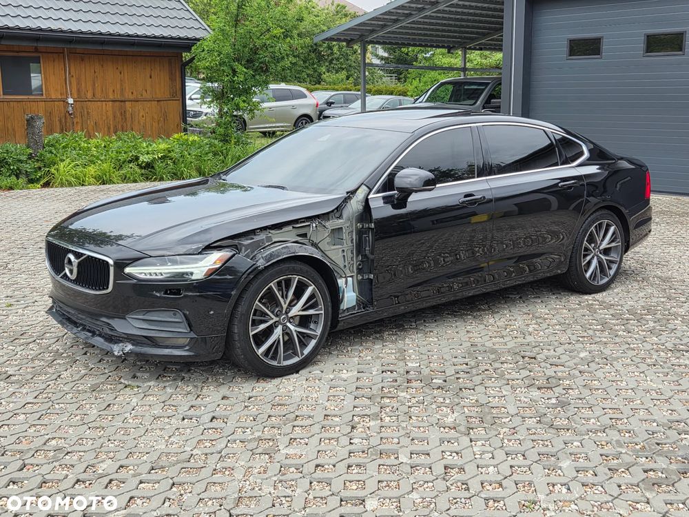 Volvo S90 T5 Momentum - 1