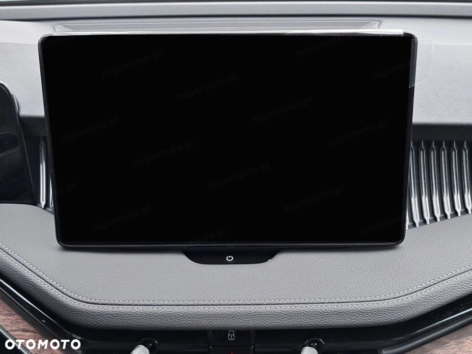 Skoda Superb 2.0 TDI SCR L&K DSG - 12