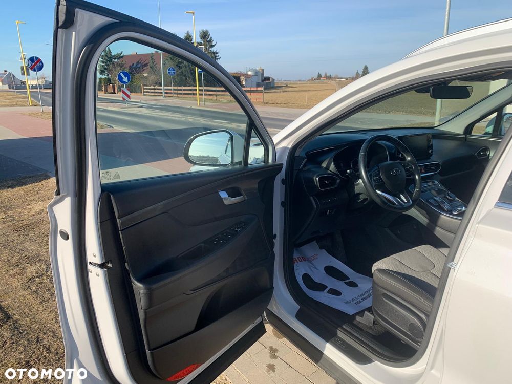 Hyundai Santa Fe 1.6 HEV 2WD 6-Sitzer Signature - 18