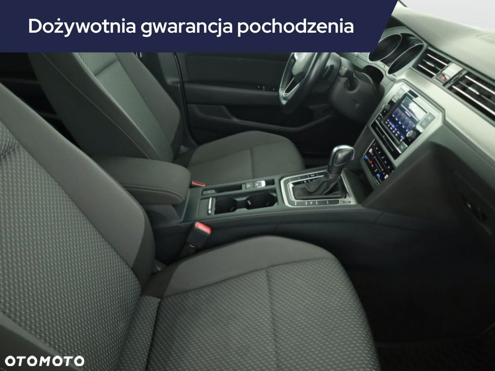 Volkswagen Passat Variant - 9